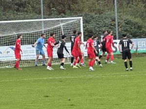 LSV drückt, bleibt aber ohne Sieg. © rur