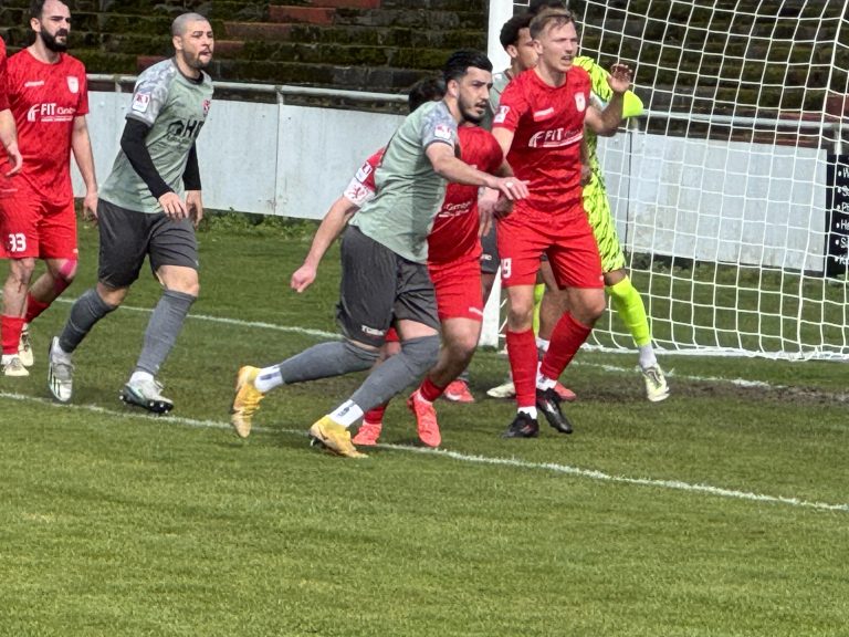 ASK Ahlen macht Druck.© rur